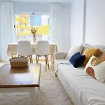 Amplio Piso Con Terraza Cerca De La Playa Кальпе