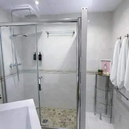 Apartament Amplio Piso Con Terraza Cerca De La Playa
