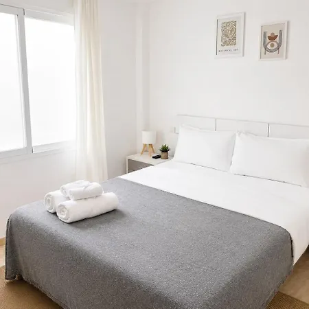 Amplio Piso Con Terraza Cerca De La Playa * Calp